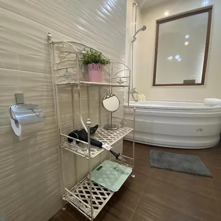 Seafront 2-bedroom With Pools And Direct Access La Daire Varna