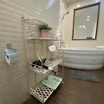 Seafront 2-bedroom With Pools And Direct Access La Apartment Warna